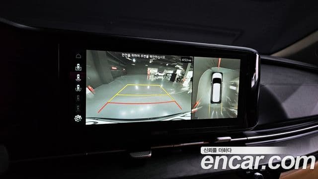 Kia Carnival 2021 — Şəkil 17/20
