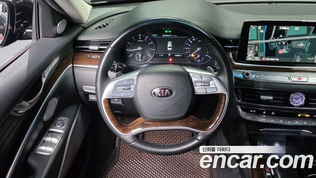 Kia The K9 2018 — Photo 19/20
