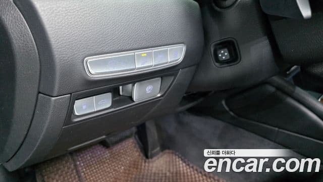 Kia The K9 2018 — Photo 9/20