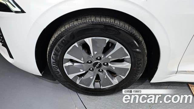 Kia K5 2022 — Şəkil 5/20