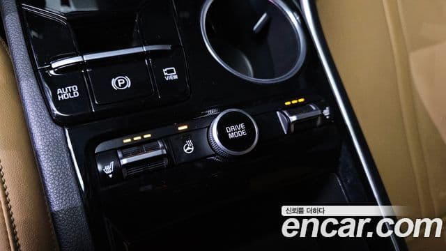 Kia K5 2022 — Şəkil 18/20