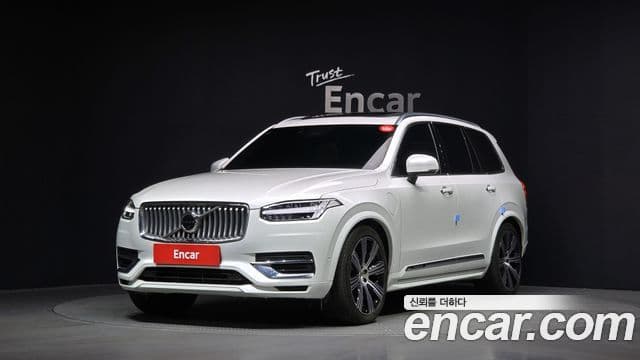 Volvo XC90 2022 — ფოტო 3/20