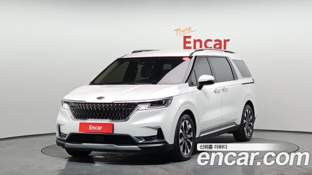 Kia Carnival 2021 — Фото 1/20