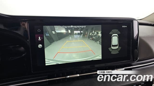 Kia Carnival 2021 — Фото 15/20