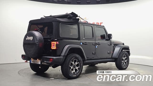 Jeep Wrangler 2018 — Фото 2/20