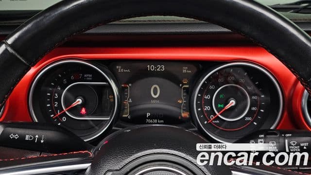 Jeep Wrangler 2018 — Фото 8/20