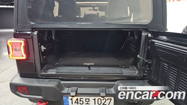 Jeep Wrangler 2018 — Фото 20/20