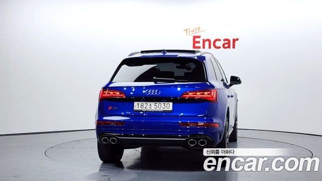 Audi SQ5 2021 — Şəkil 1/20