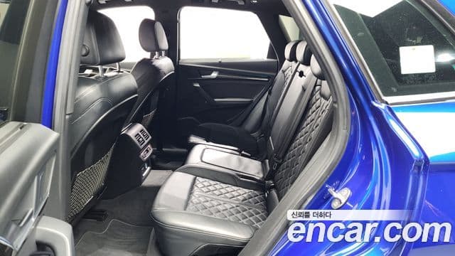 Audi SQ5 2021 — Şəkil 15/20