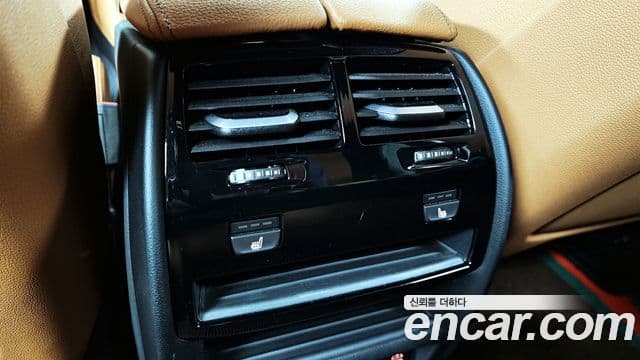 BMW 5 Series 2022 — фото 18 из 20