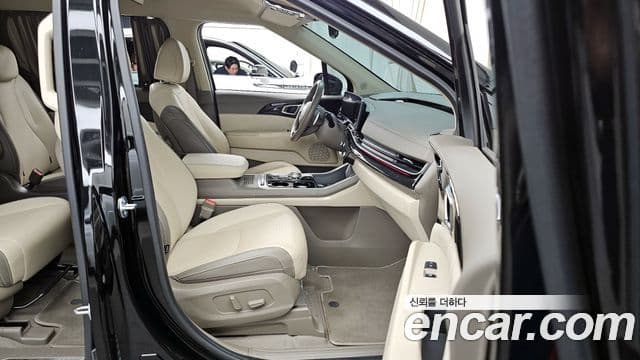 Kia Carnival 2024 — Фото 11/20