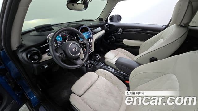 Mini Cooper S 2023 — ფოტო 7/20
