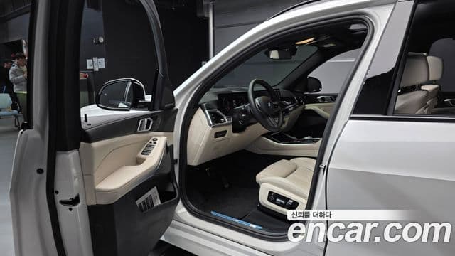 BMW X5 2025 — Photo 9/20