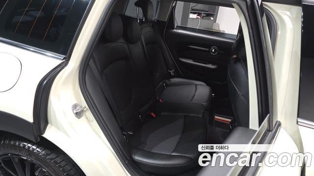 Mini Cooper Clubman 2021 — ფოტო 12/20