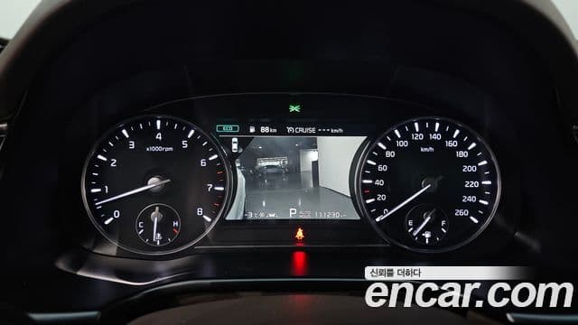 Kia The K9 2018 — ფოტო 8/20
