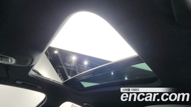 Audi A6 2021 — ფოტო 18/20