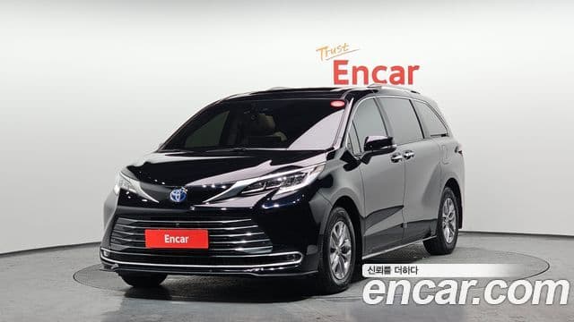 Toyota Sienna 2024 — ფოტო 20/20