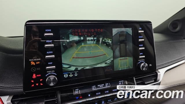 Toyota Sienna 2024 — ფოტო 14/20