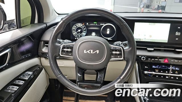 Kia Carnival 2021 — Фото 13/20