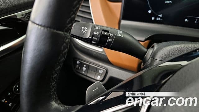 Kia Seltos 2024 — ფოტო 14/20