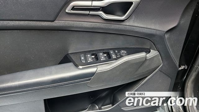 Kia Sportage 2022 — Şəkil 17/20