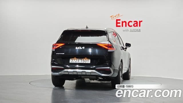 Kia Sportage 2022 — ფოტო 4/20