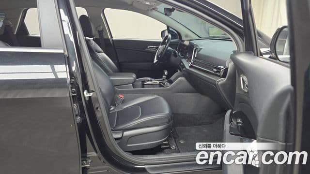 Kia Sportage 2022 — фото 11 из 20