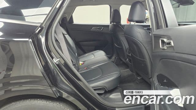 Kia Sportage 2022 — фото 12 из 20
