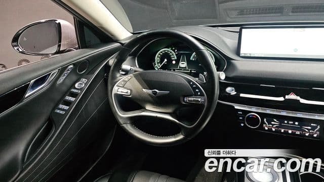 Genesis Electrified G80 2021 — ფოტო 13/20