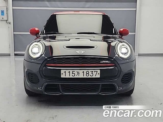 Mini Cooper S 2020 — Photo 12/18