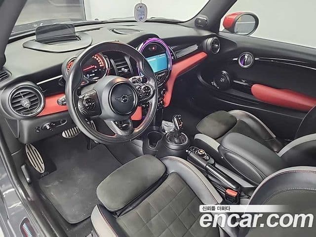Mini Cooper S 2020 — Photo 4/18