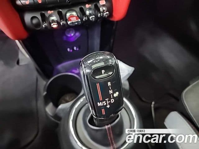 Mini Cooper S 2020 — Photo 13/18