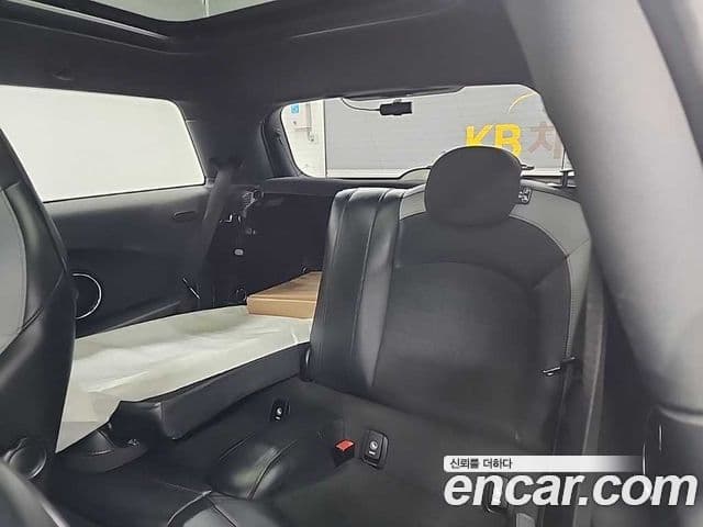 Mini Cooper S 2020 — Photo 11/18