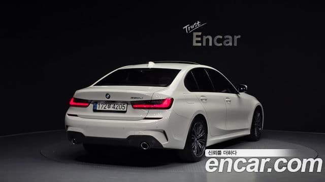 BMW 3 Series 2021 — фото 2 из 20