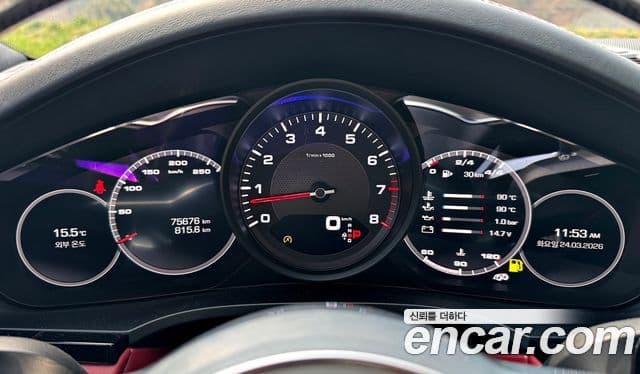 Porsche Cayenne 2020 — ფოტო 7/20