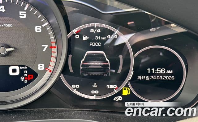 Porsche Cayenne 2020 — ფოტო 8/20