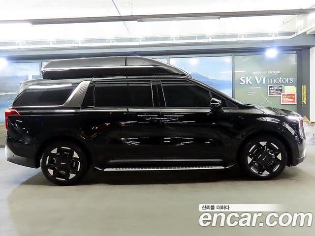 Kia Carnival 2024 — Şəkil 2/20