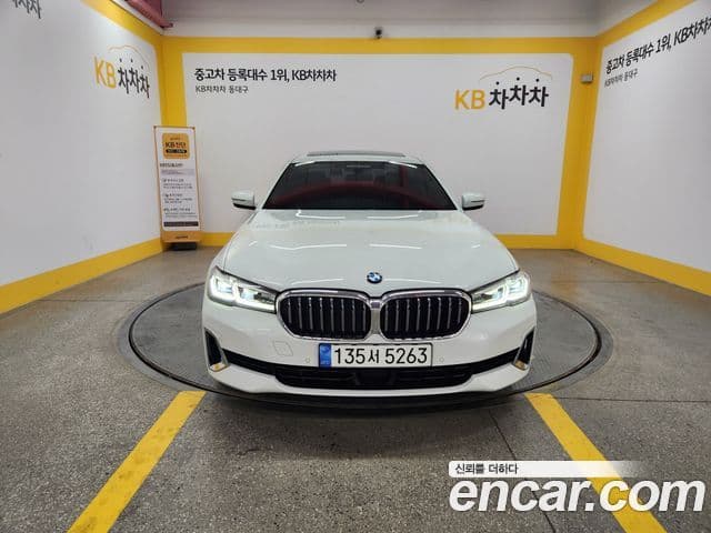 BMW 5 Series 2022 — фото 3 из 20