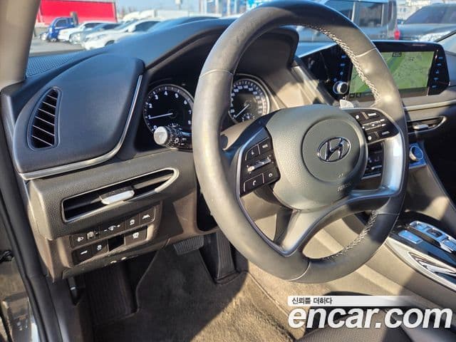 Hyundai Sonata Hybrid 2021 — Şəkil 10/20