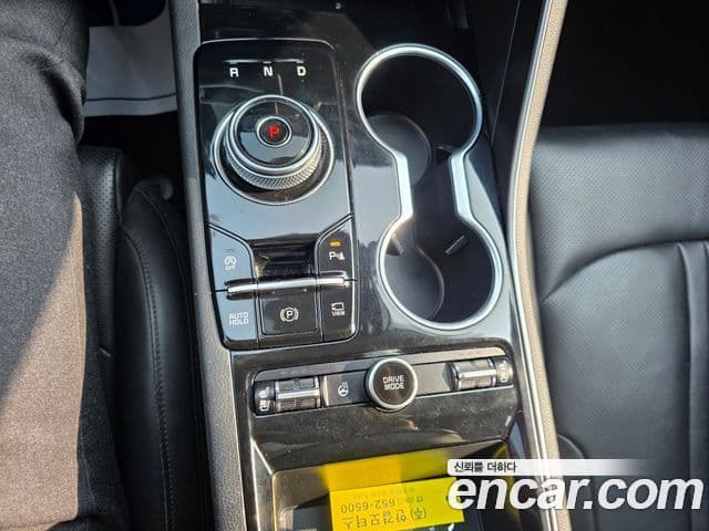 Kia K5 2023 — ფოტო 7/19