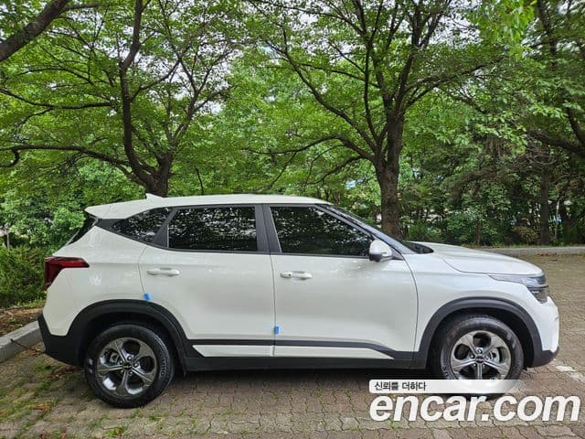 Kia Seltos 2023 — Şəkil 5/20