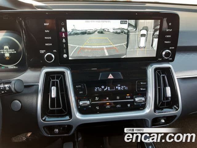 Kia Sorento 2021 — Şəkil 8/14
