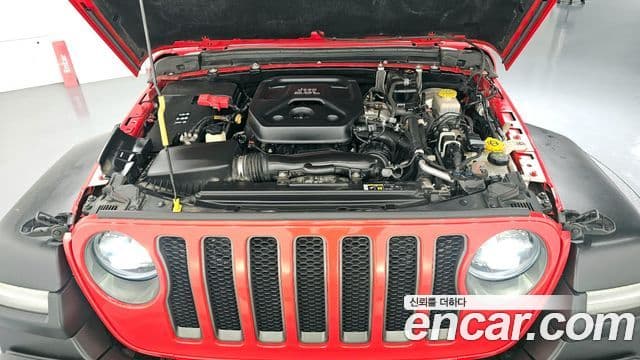 Jeep Wrangler 2020 — ფოტო 4/20