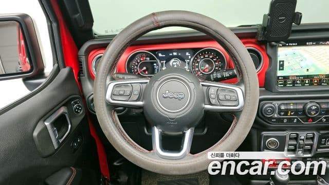 Jeep Wrangler 2020 — ფოტო 6/20