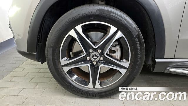 Mercedes-Benz GLE-Class 2021 — фото 5 из 20