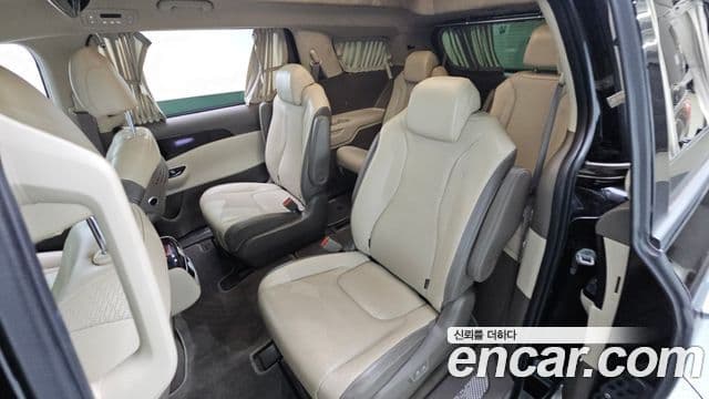 Kia Carnival 2022 — Şəkil 12/20