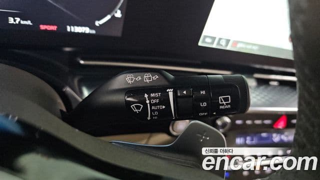Kia Carnival 2022 — Şəkil 18/20