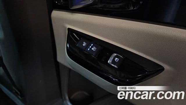 Kia Carnival 2022 — Şəkil 19/20