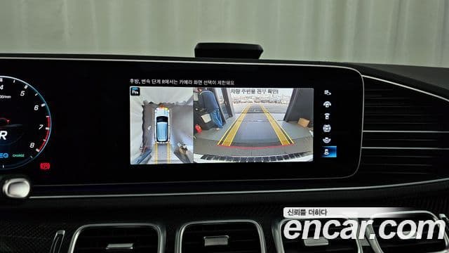 Mercedes-Benz GLE-Class 2022 — ფოტო 15/20