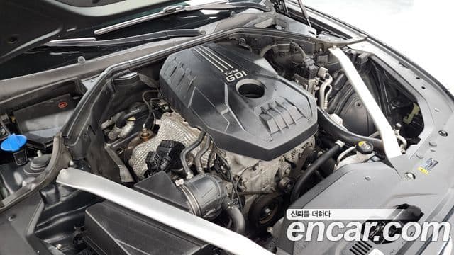 Genesis G70 2020 — ფოტო 6/20